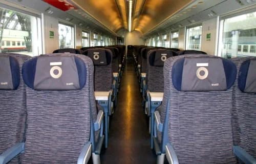 15-thello-second-class.webp