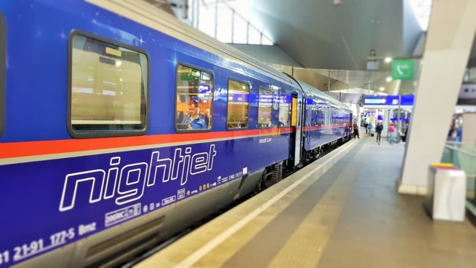 OEBB Nightjet ouside