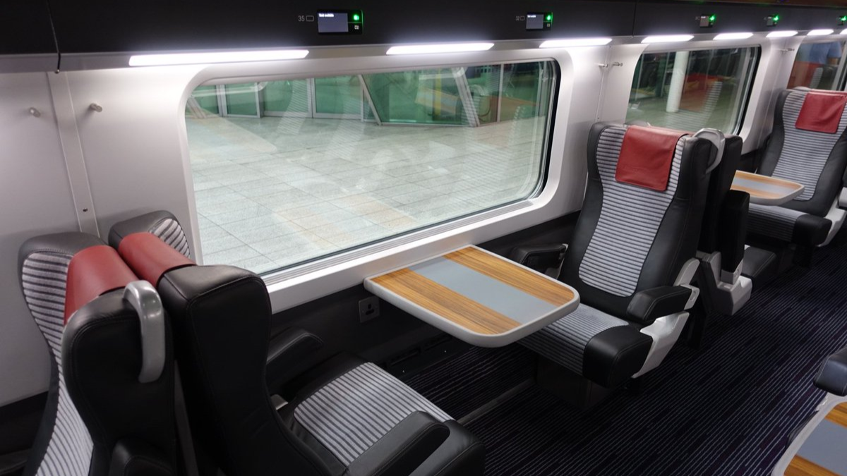 Translink Enterprise 1st class
