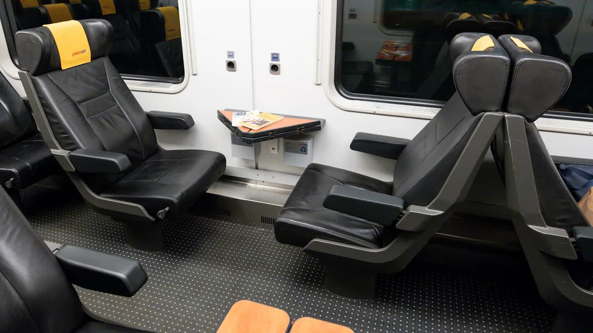 RegioJet Relax(2nd cl.)(2)