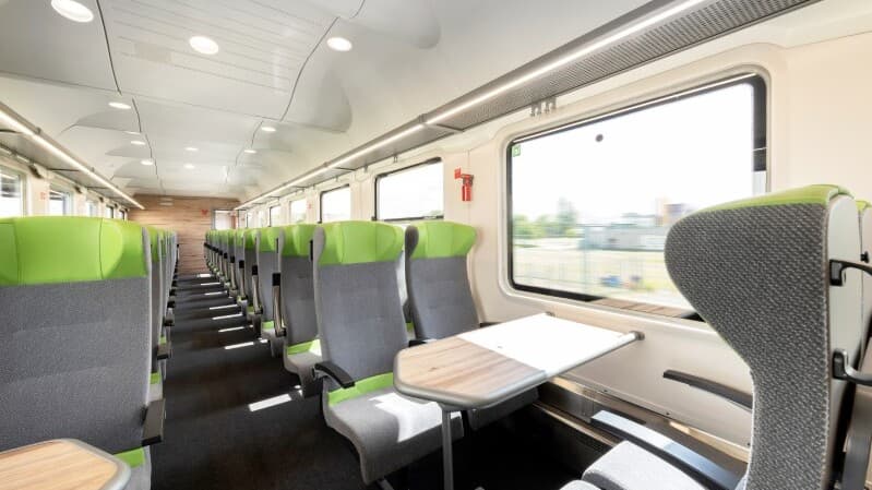 FlixTrain inside 1