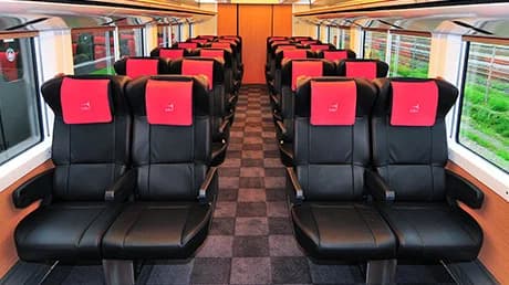 green-car-nex-1.webp