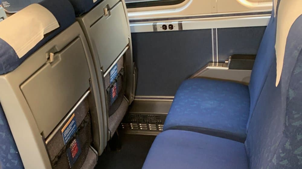 pacific surfliner economy 2