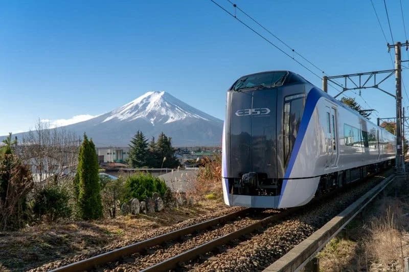 fuji-excursion-train.webp