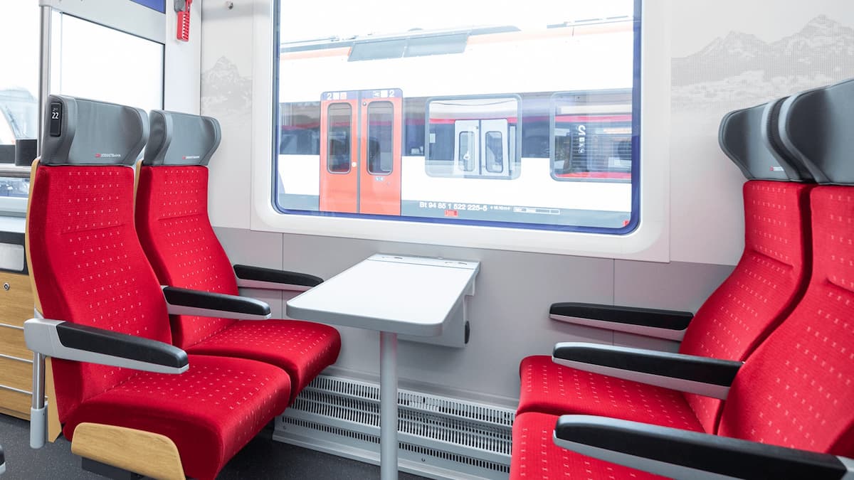 treno-godd_econ_seat-1.webp