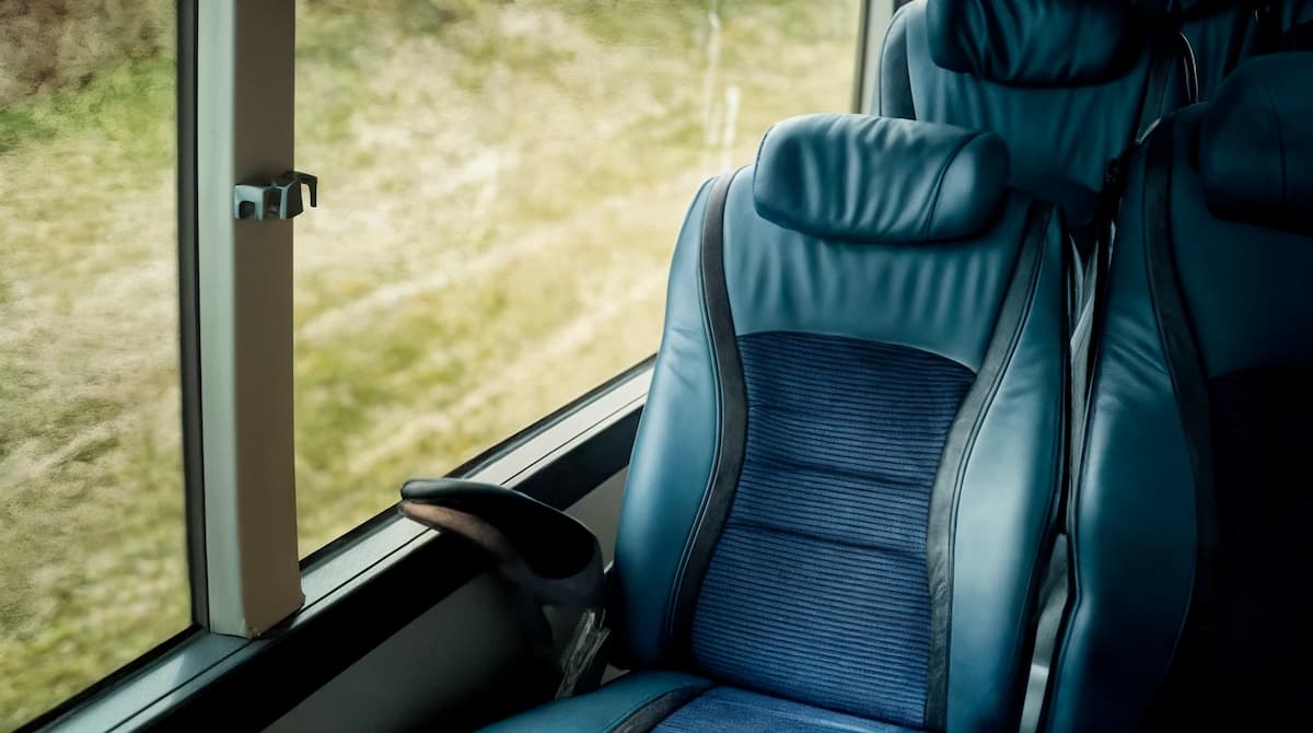 sj-vy-bus-seat_0.webp