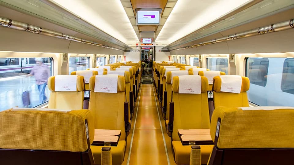 AVE 2nd Class (Turista) (img 1).webp