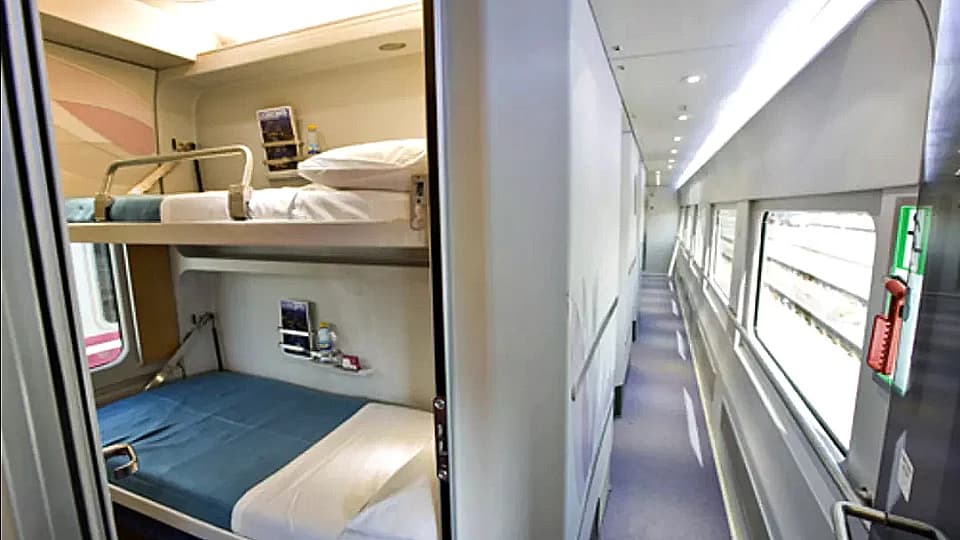 Trenhotel 1st Class Preferente (img 1).webp