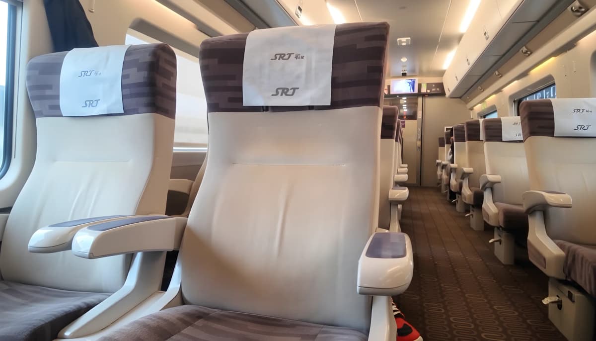 SRT 1st Class Seat-2